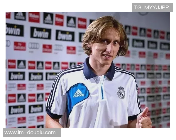 皇马明确目标寻找创造力中场接班莫德里奇角色